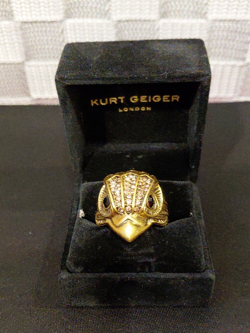 KURT GEIGER LONDON EAGLE RING SIZE 9 - Picture 5 of 10